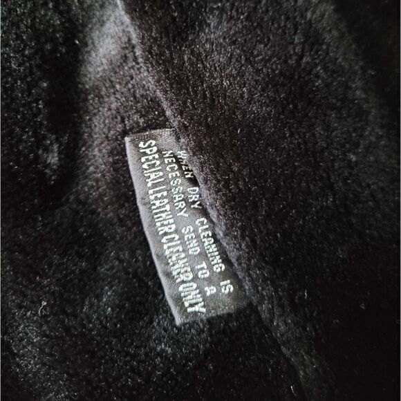 Wilsons leather   - Picture 13 of 16